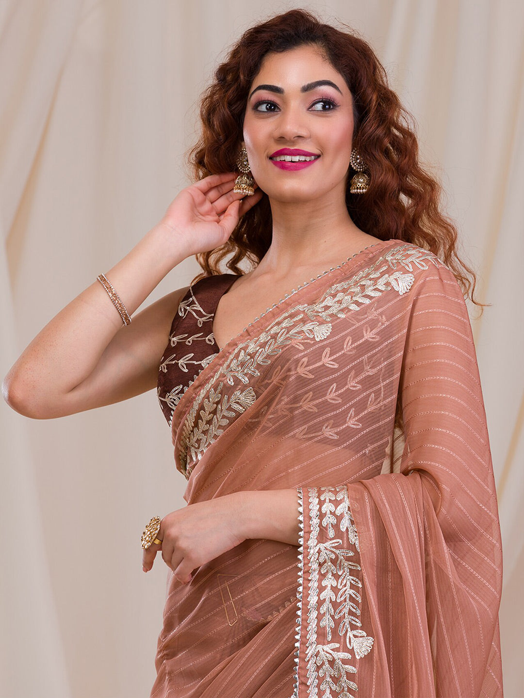 Koskii Striped Embroidered Saree - Distacart