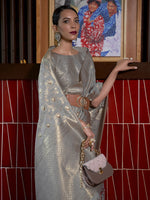 Thumbnail for Mitera Floral Woven Design Zari Banarasi Saree - Distacart