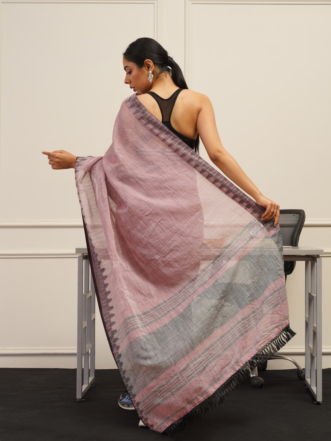 Tikhi Imli Woven Design Cotton Saree - Distacart