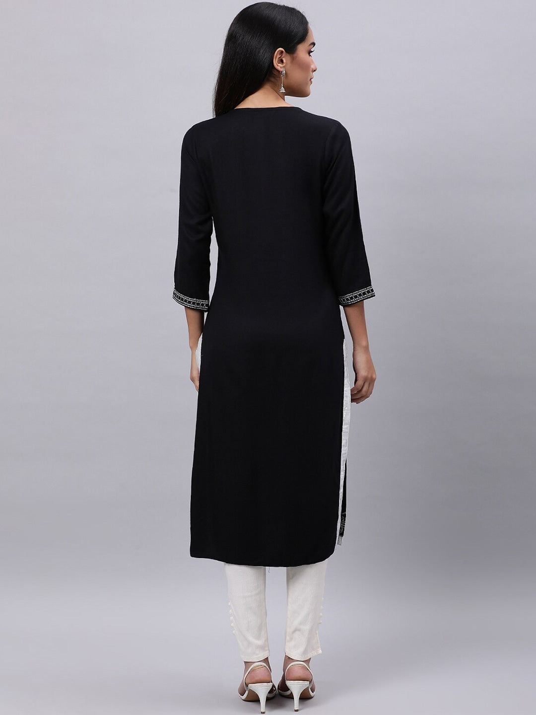 Souchii Black Ethnic Motifs Yoke Design Thread Work Grandeur & Majestic Artwork Kurta - Distacart