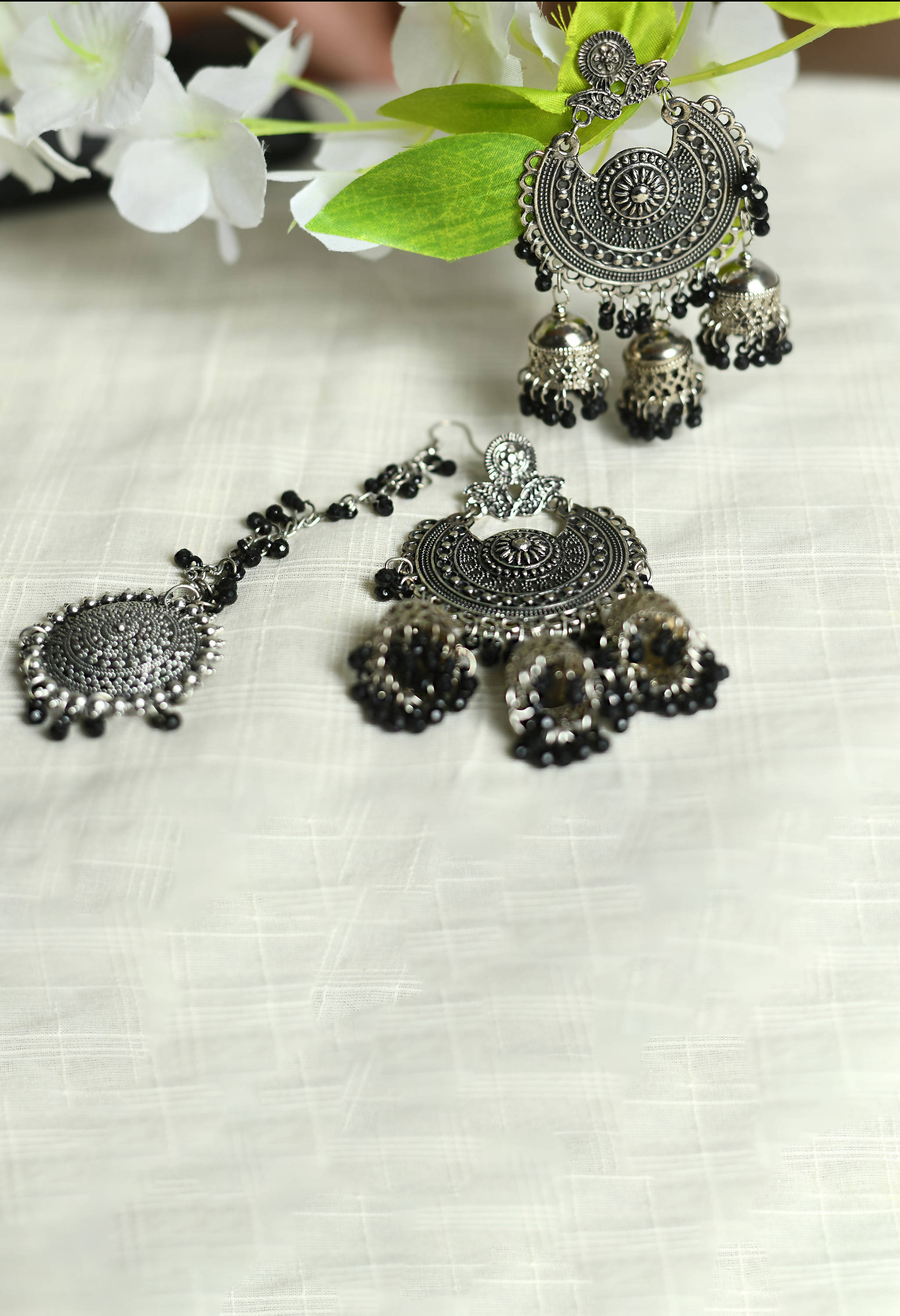 Mominos Fashion Johar Kamal Jhumkas With Maang Tikka Earrings - Distacart