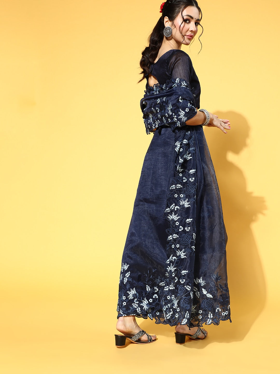 Mitera Floral Saree With Embroidered Border - Distacart