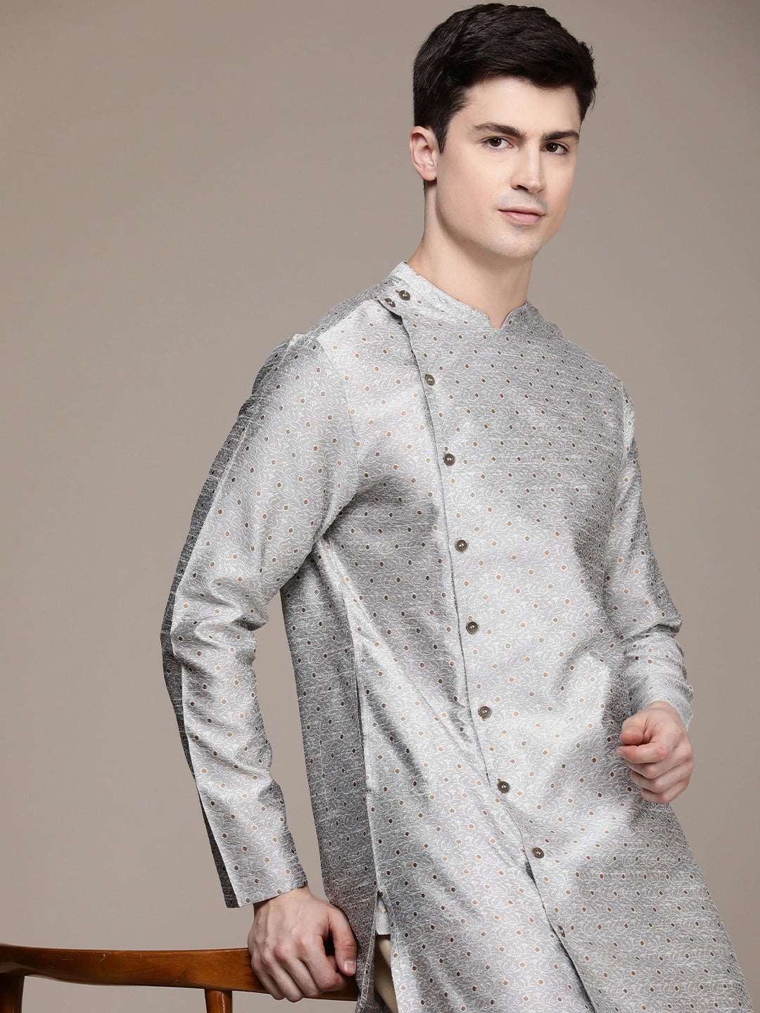 House of Pataudi Ethnic Motifs Embroidered Thread Work Angrakha Rozana Kurta - Distacart