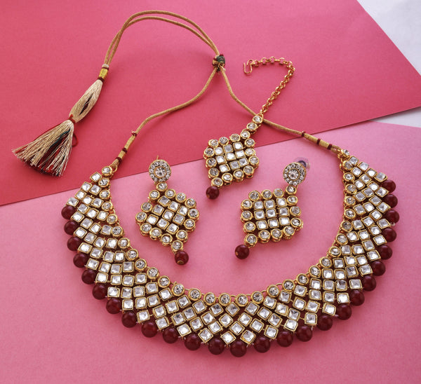 Gold-Plated Alloy Mehrron Kundan Choker Necklace Set With Maangtika - The Pari - Distacart