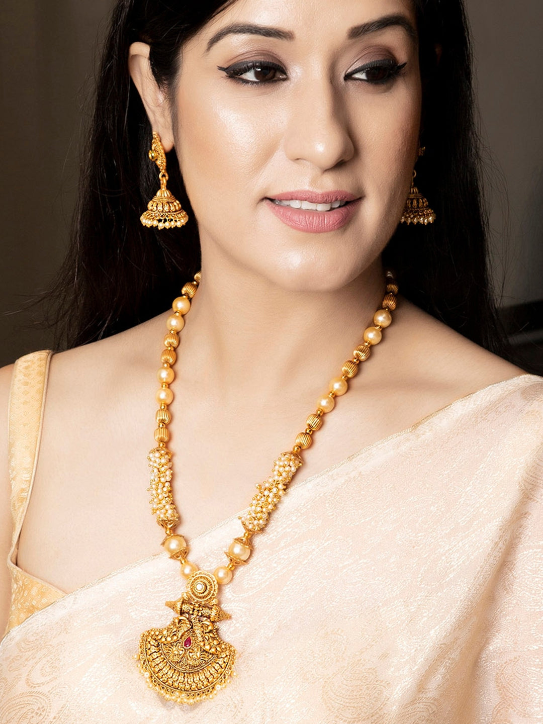 Rubans Women Gold-Plated Handcrafted Jewellery Set - Distacart