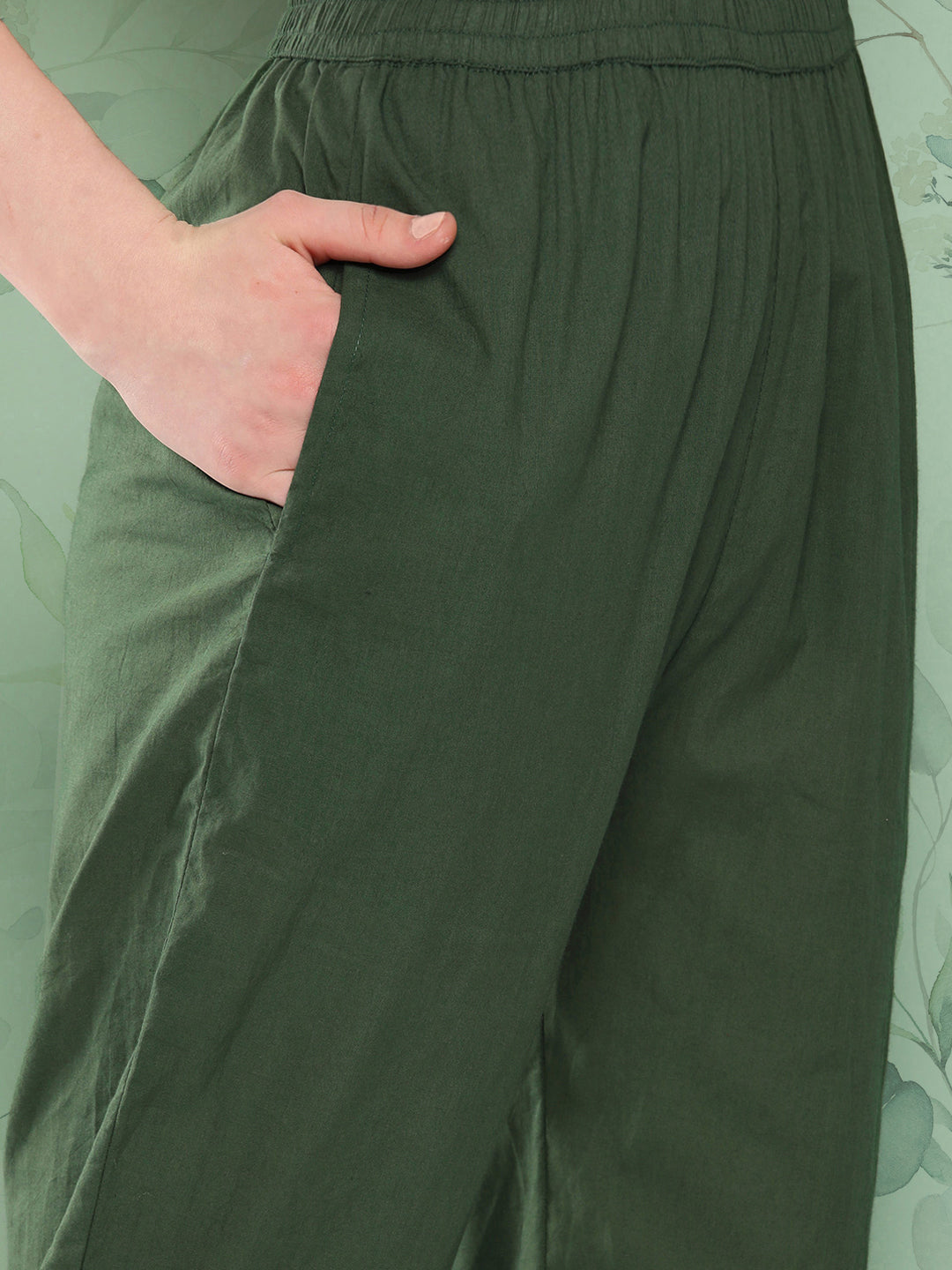 InWeave Women's Green Floral Motif Nyra Kurta Set With Dupatta - Distacart