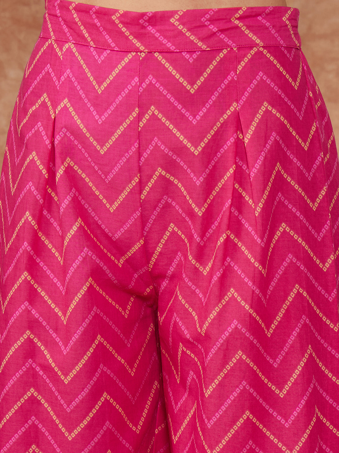 InWeave Women's Fuchsia S Print Twisted Neckline Kurta Pant Set - Distacart