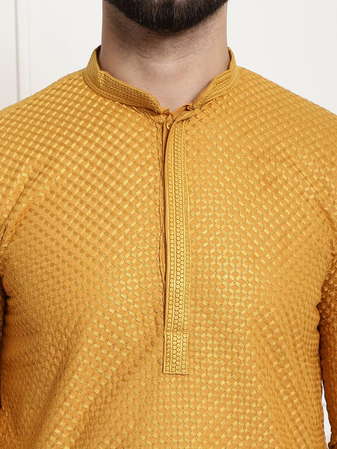 Sojanya Geometric Embroidered Thread Work Pure Cotton Straight Kurta - Distacart