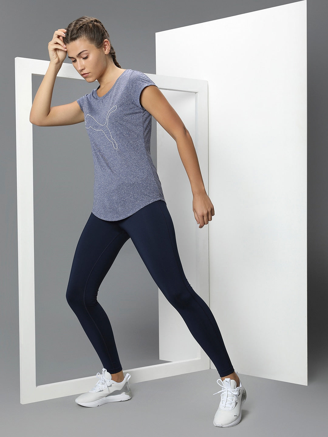 Puma Women Navy Blue & White Performance Heather Cat Training Tee - Distacart
