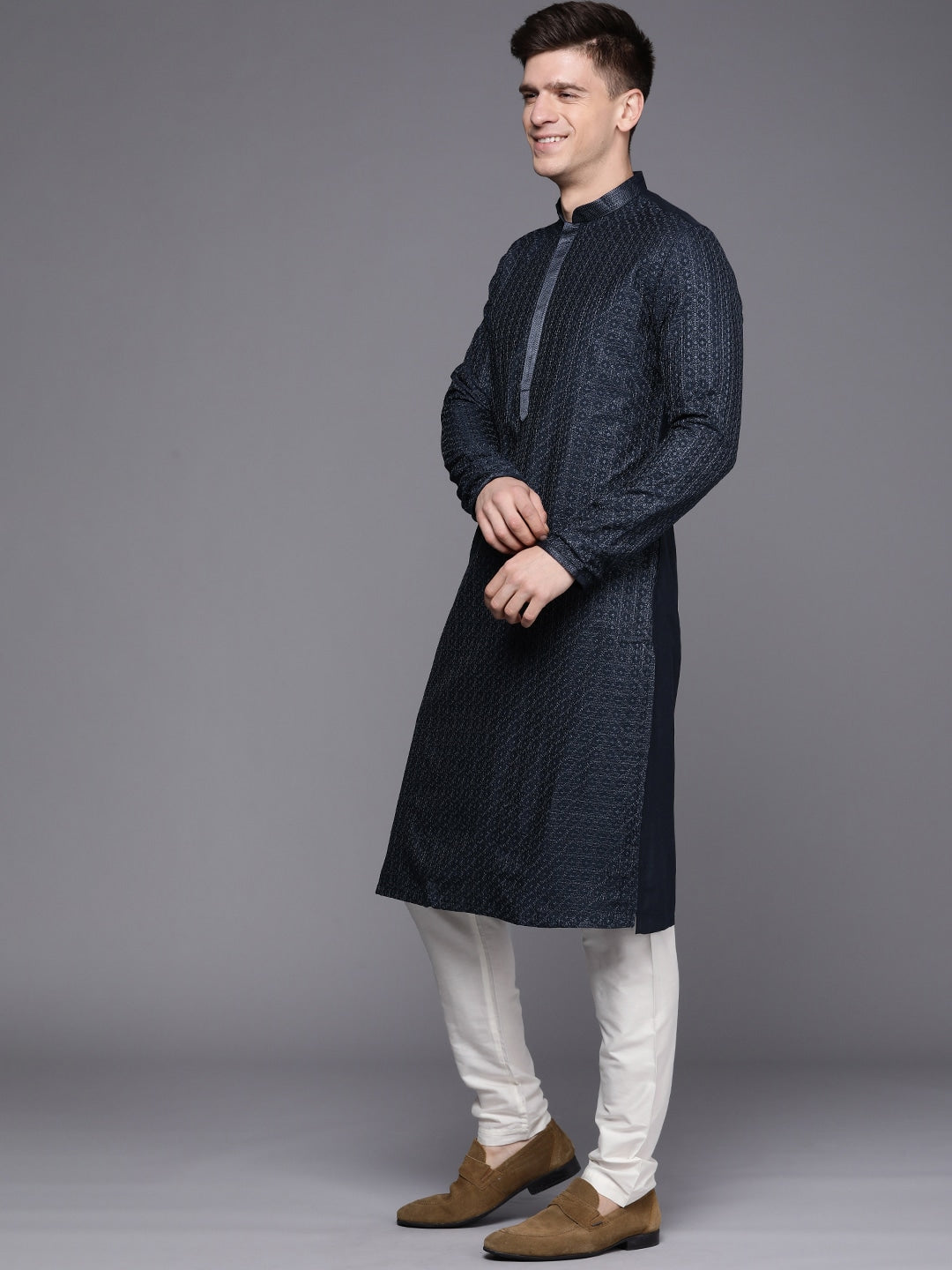 Manyavar Men Blue Embroidered Kurta with Pyjamas - Distacart