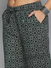 Thumbnail for HERE&NOW Women Black & Green Printed Pure Cotton Kurta with Trousers - Distacart