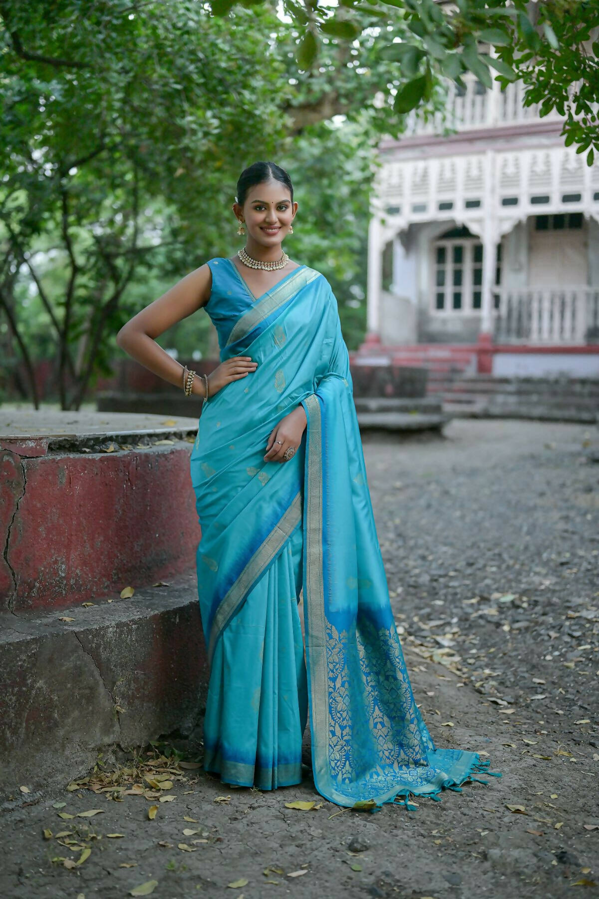 Vishnu Weaves Women's Firozi Soft Silk Zari Woven Saree with Blouse - Distacart