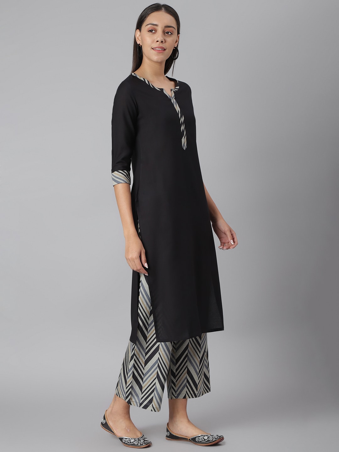 Khushal K Women Black & Grey Printed Kurta with Palazzos - Distacart