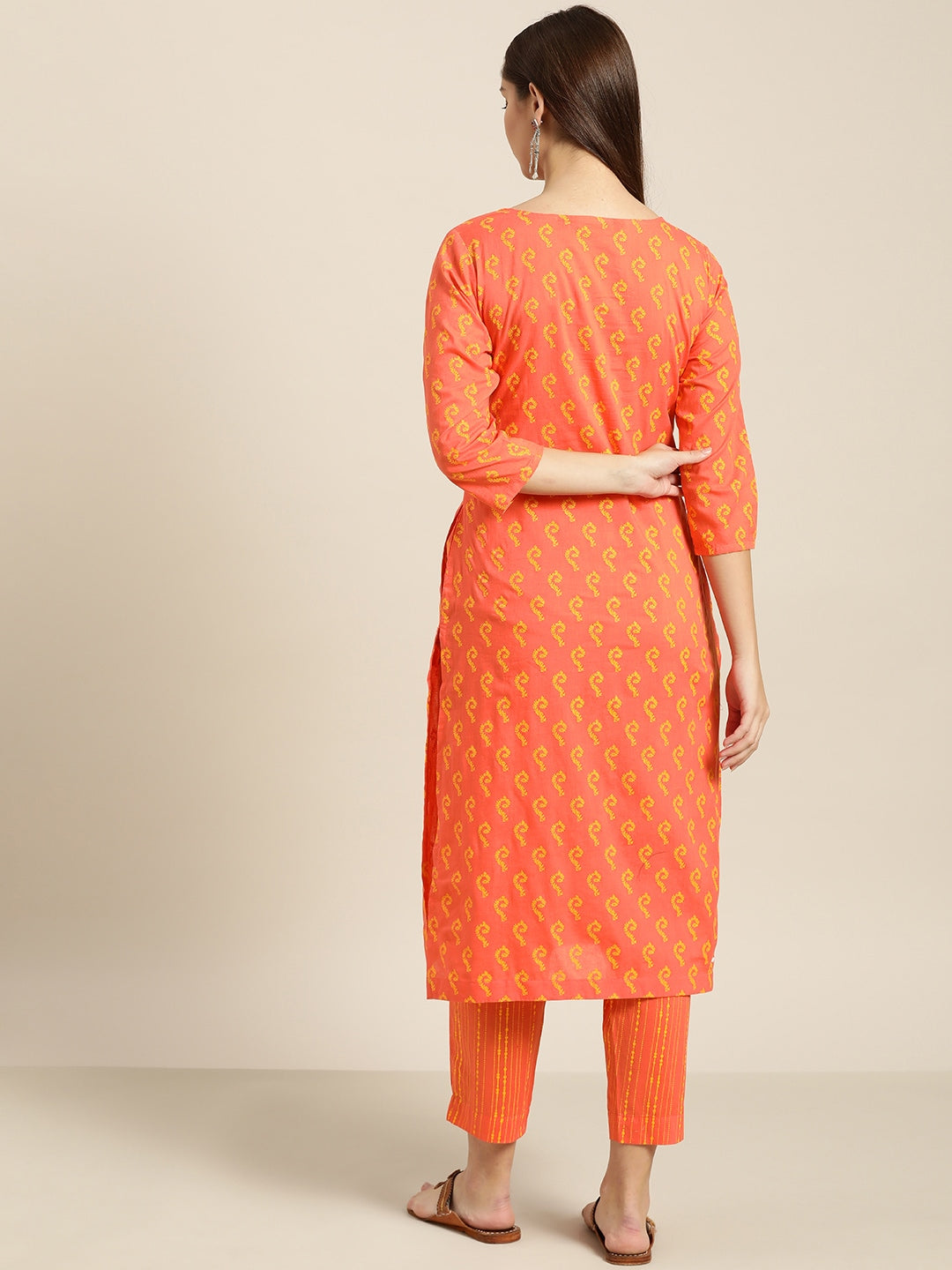 Sangria Women Orange & Yellow Printed Kurta with Trousers - Distacart