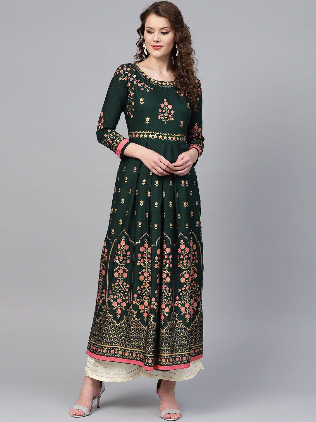 Ishin Women Green & Golden Printed A-Line Kurta - Distacart
