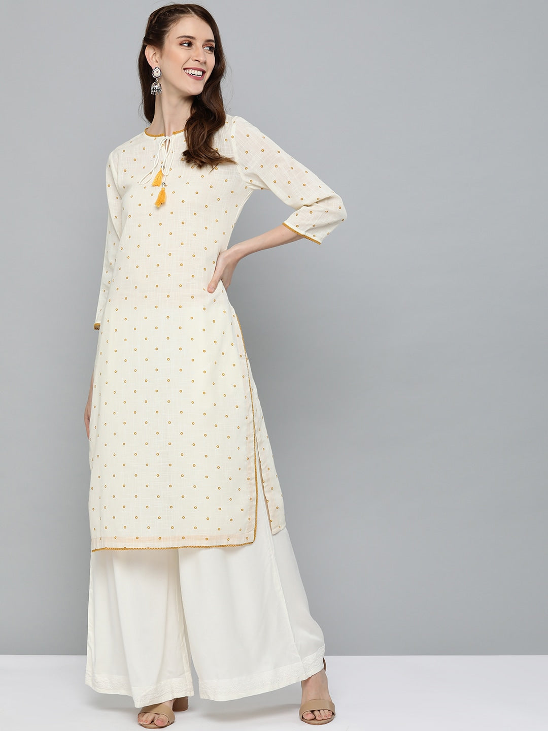 HERE&NOW Women Off-White & Mustard Yellow Geometric Printed Straight Kurta - Distacart