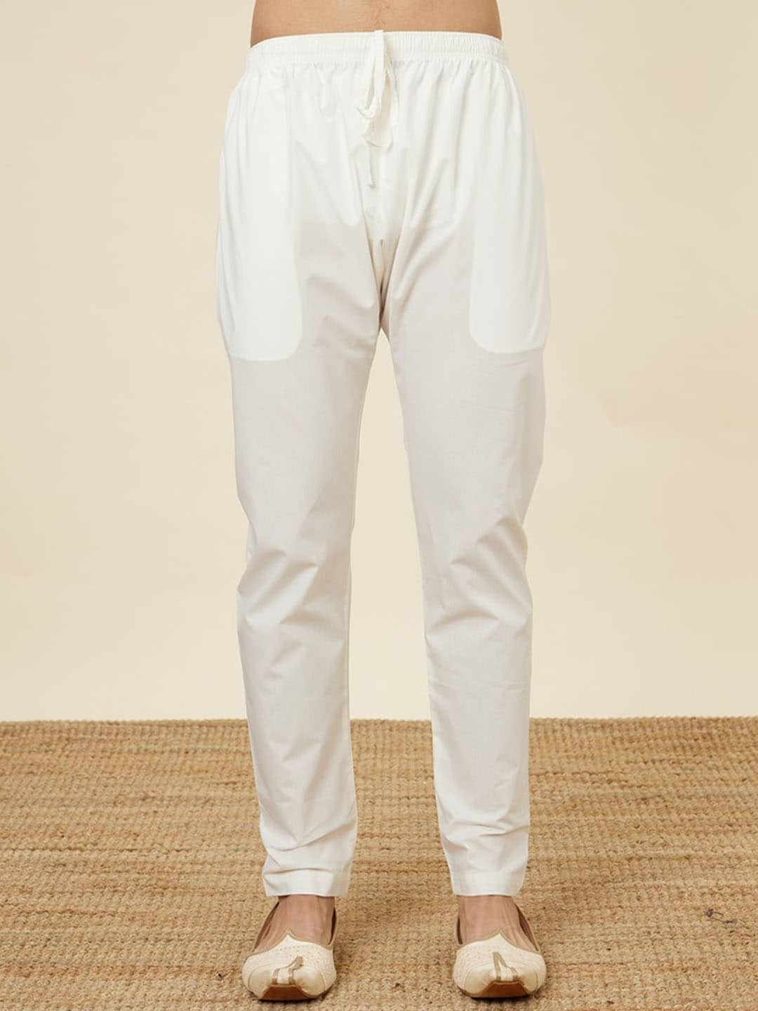 Manyavar Ethnic Motifs Embroidered Regular Thread Work Kurta With Pyjamas - Distacart