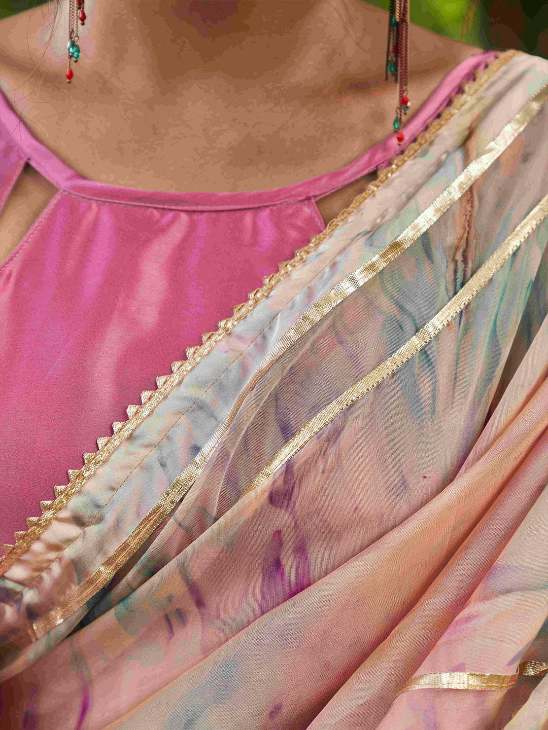 Tikhi Imli Peach Tie and Dye Gotta Patti Organza Saree - Distacart