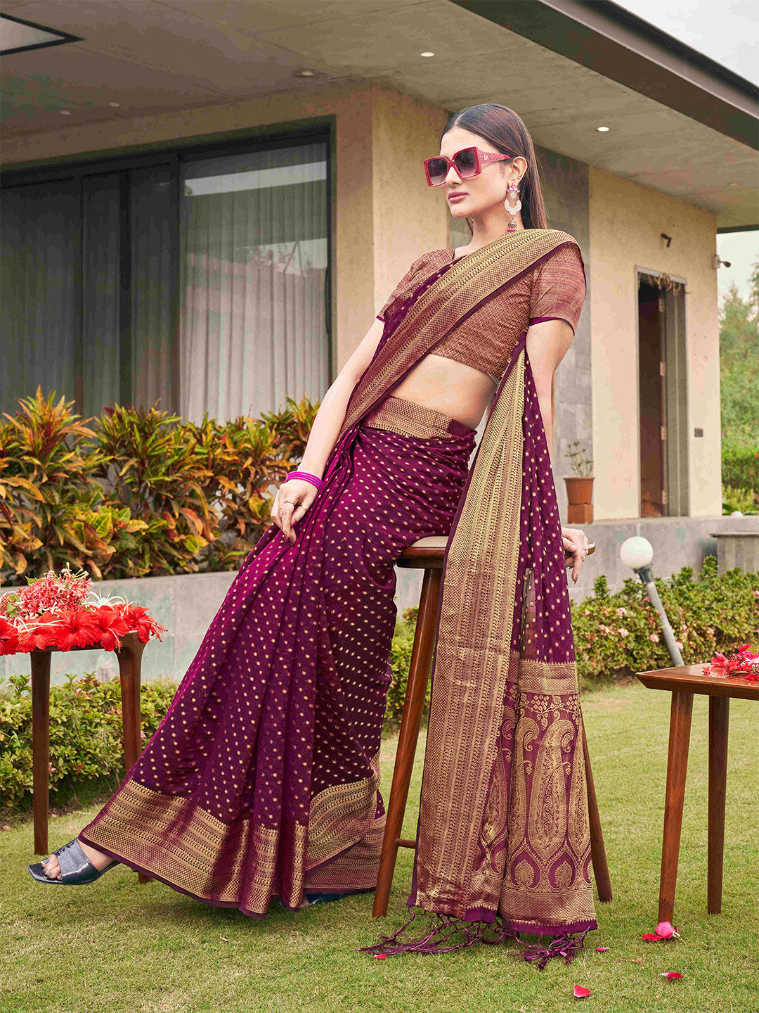 Tikhi Imli Embellished Zari Art Silk Saree - Distacart