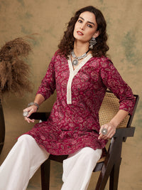 Thumbnail for InWeave Women's Burgundy Maroon Print V Neck Lace Work Straight Kurta - Distacart