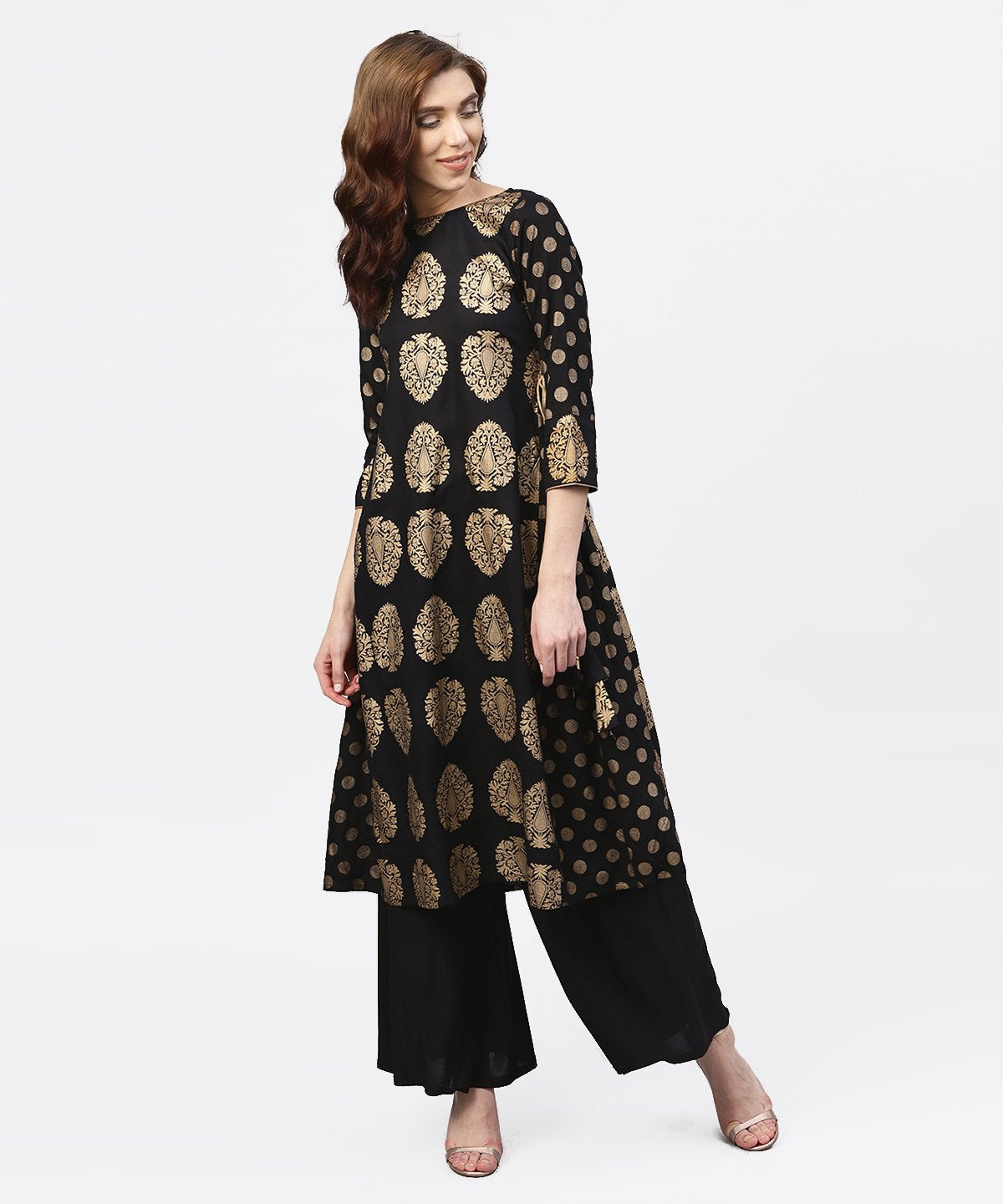 NOZ2TOZ Black And Gold Printed Kurta With Round Neck And Full Sleeves - Distacart