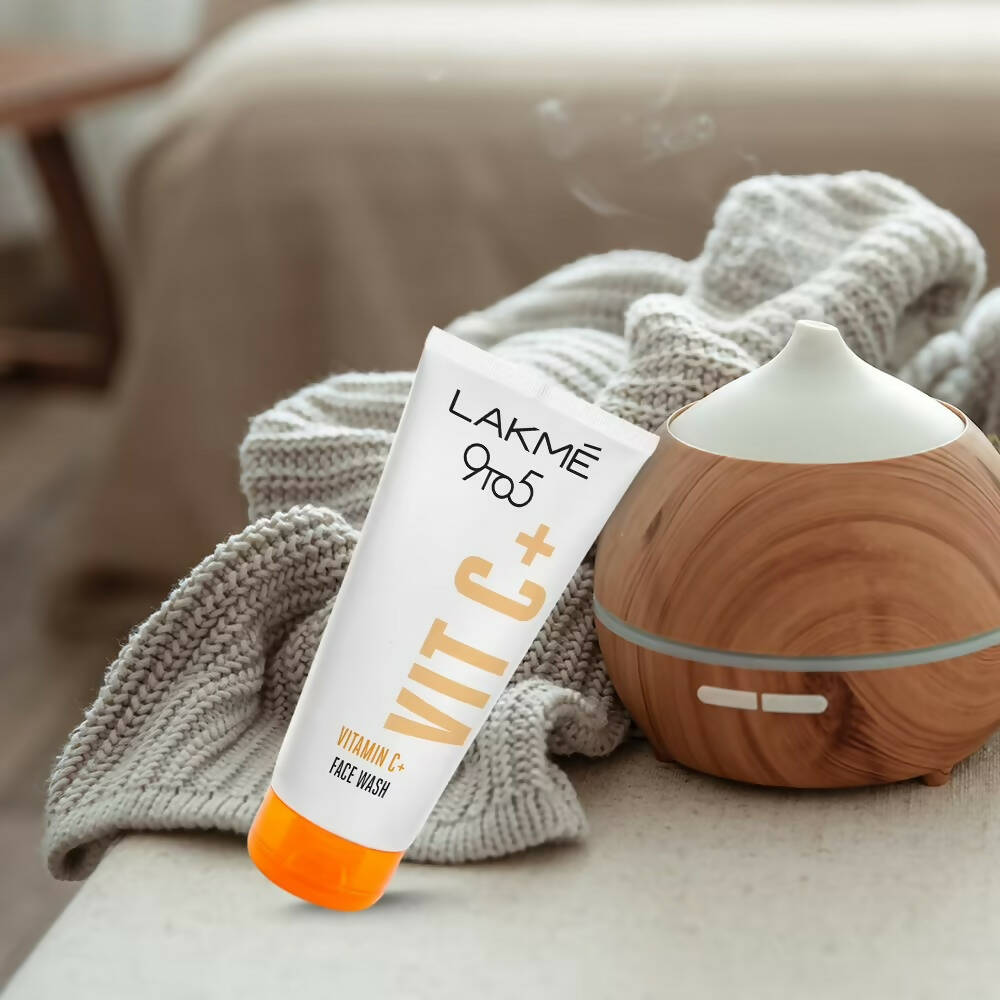 Lakme 9to5 Vitamin C Face Wash - Distacart