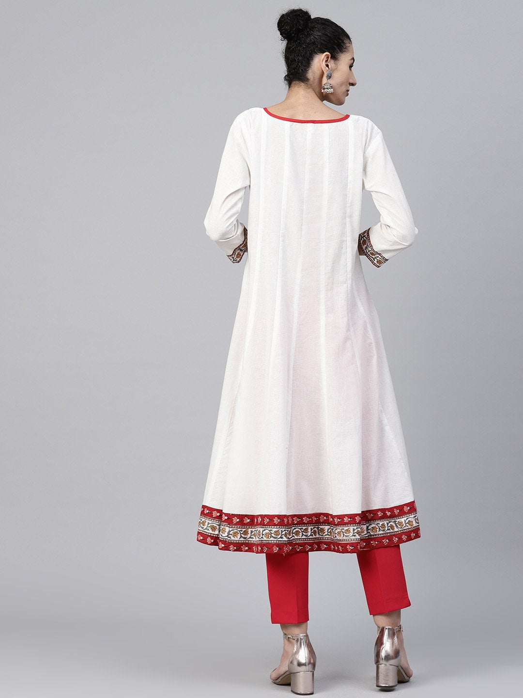 NOZ2TOZ Off white printed 3/4th sleeve cotton Anarkali kurta - Distacart