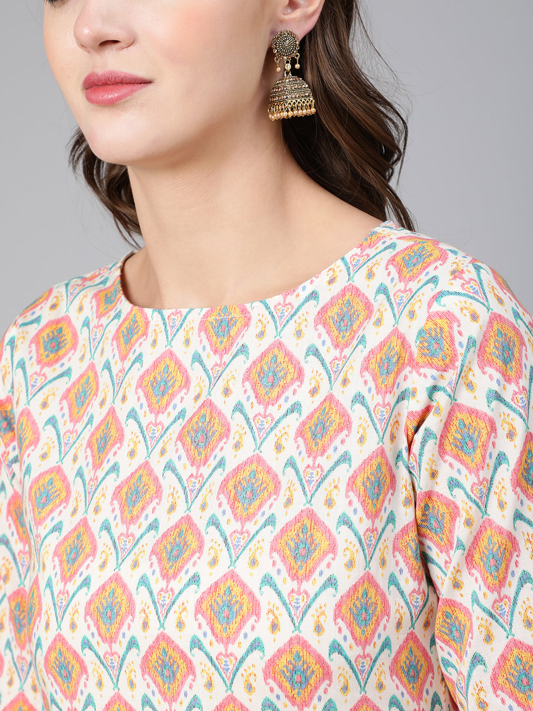 NOZ2TOZ Women Multi Geometric Printed Straight Kurta With Three Quarter Sleeves - Distacart