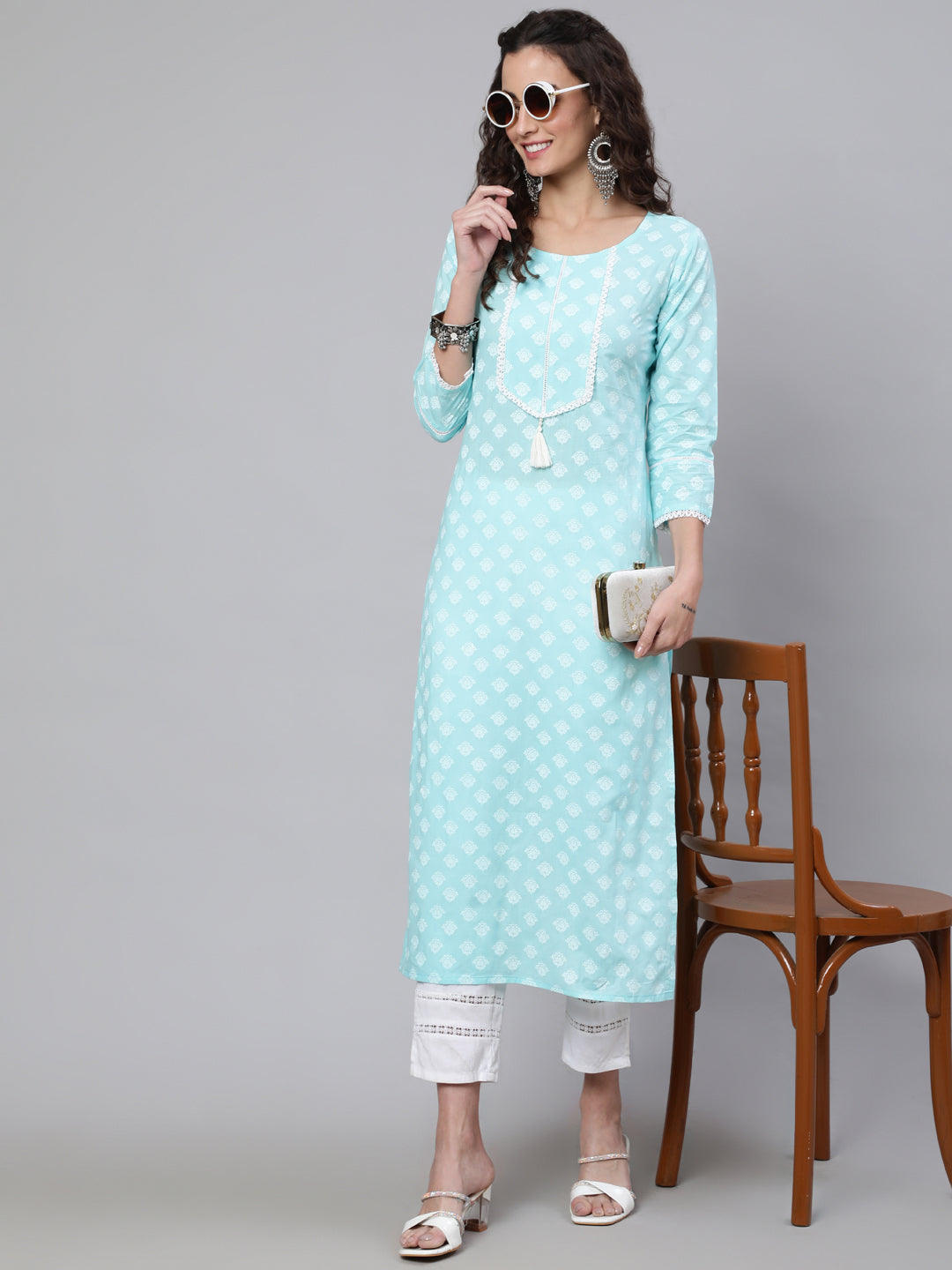 NOZ2TOZ Women Blue Ethnic Printed Straight Kurta With Three Quarter Sleeves - Distacart