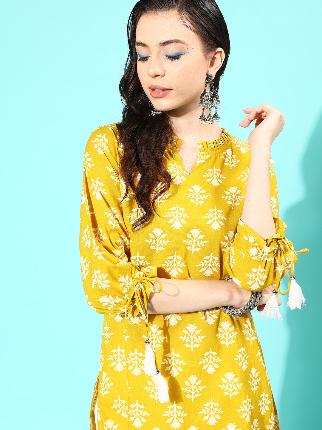 NOZ2TOZ Women Yellow Straight Kurta With Three Quarter Sleeves - Distacart