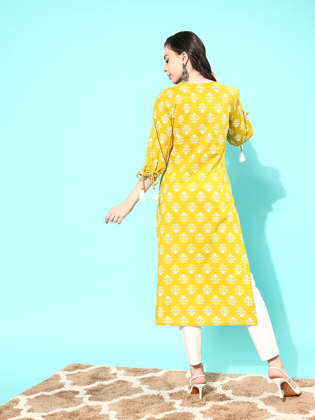 NOZ2TOZ Women Yellow Straight Kurta With Three Quarter Sleeves - Distacart