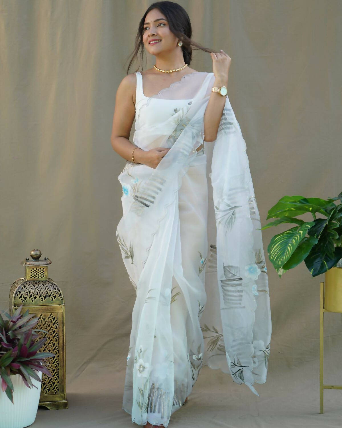 Vamsee Grey Organza Saree - Distacart