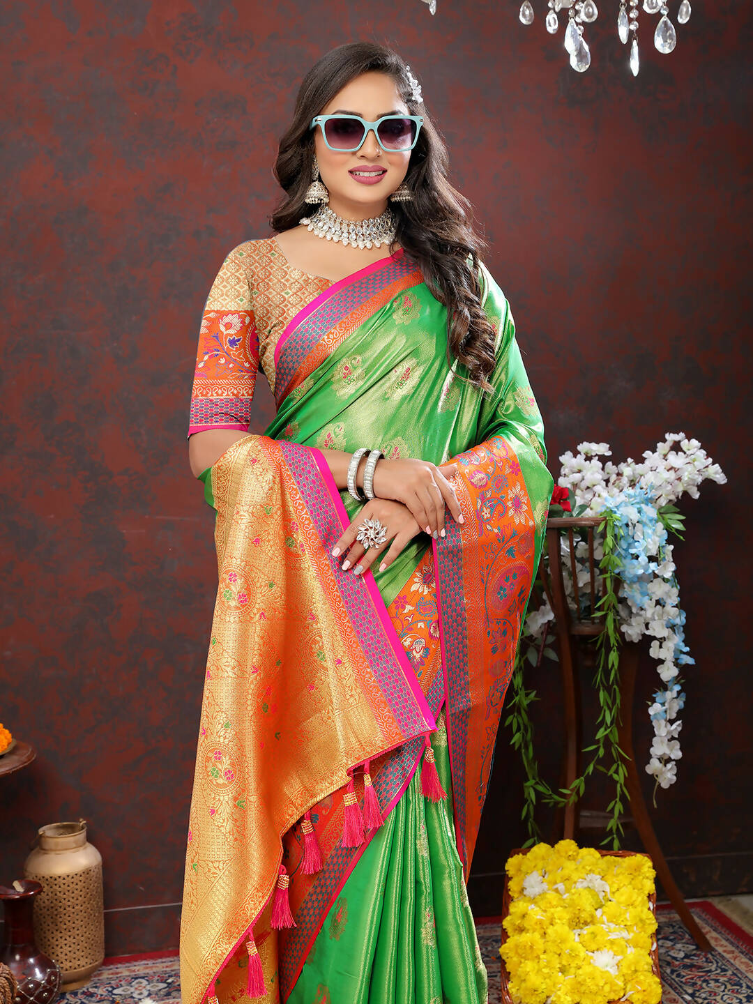 Lorenvalley Fashion Navyblue Kanjivaram Silk Woven Design with Zari Weaving Saree - Distacart