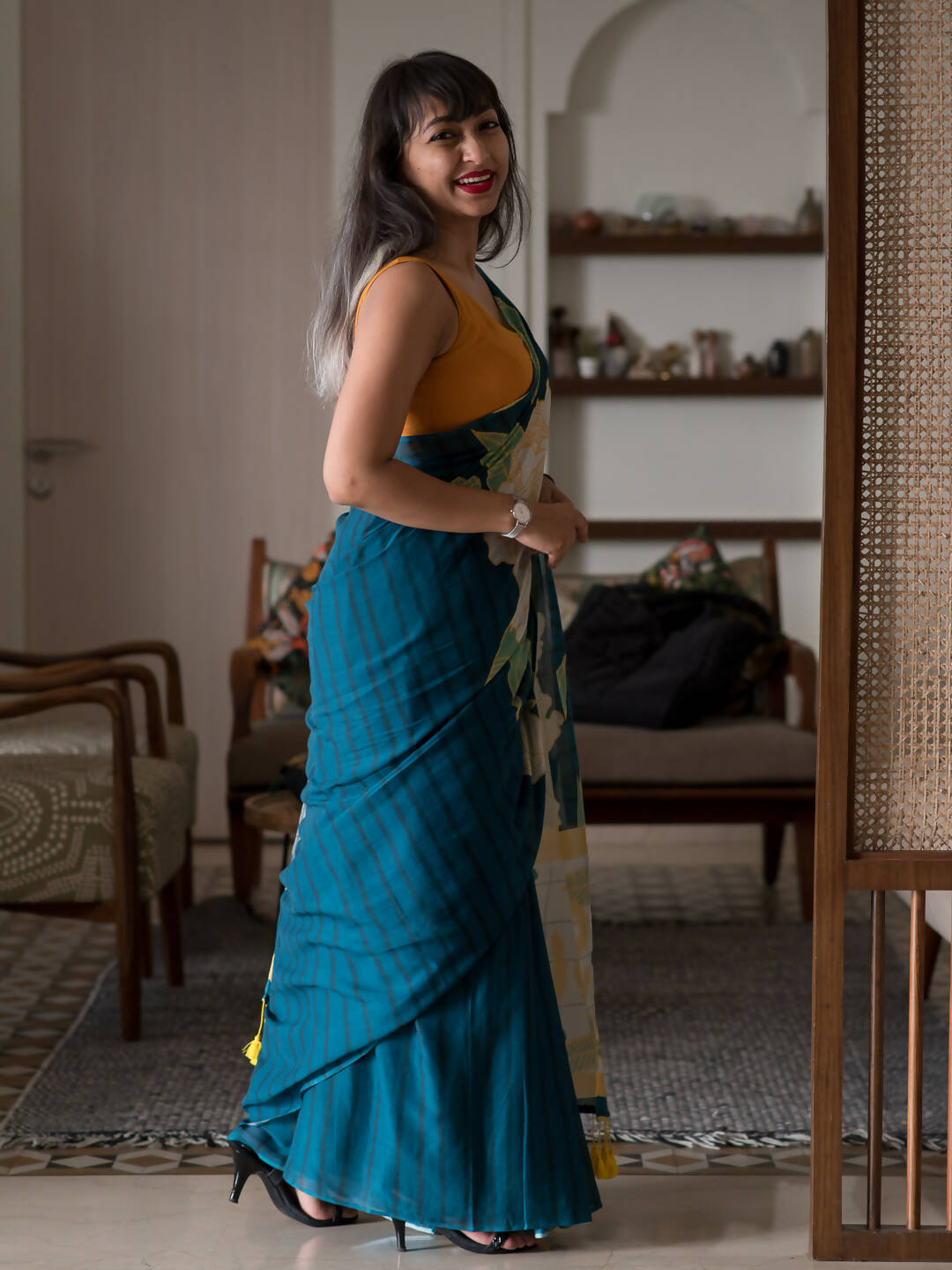 Suta Teal Floral Pure Cotton Saree - Distacart