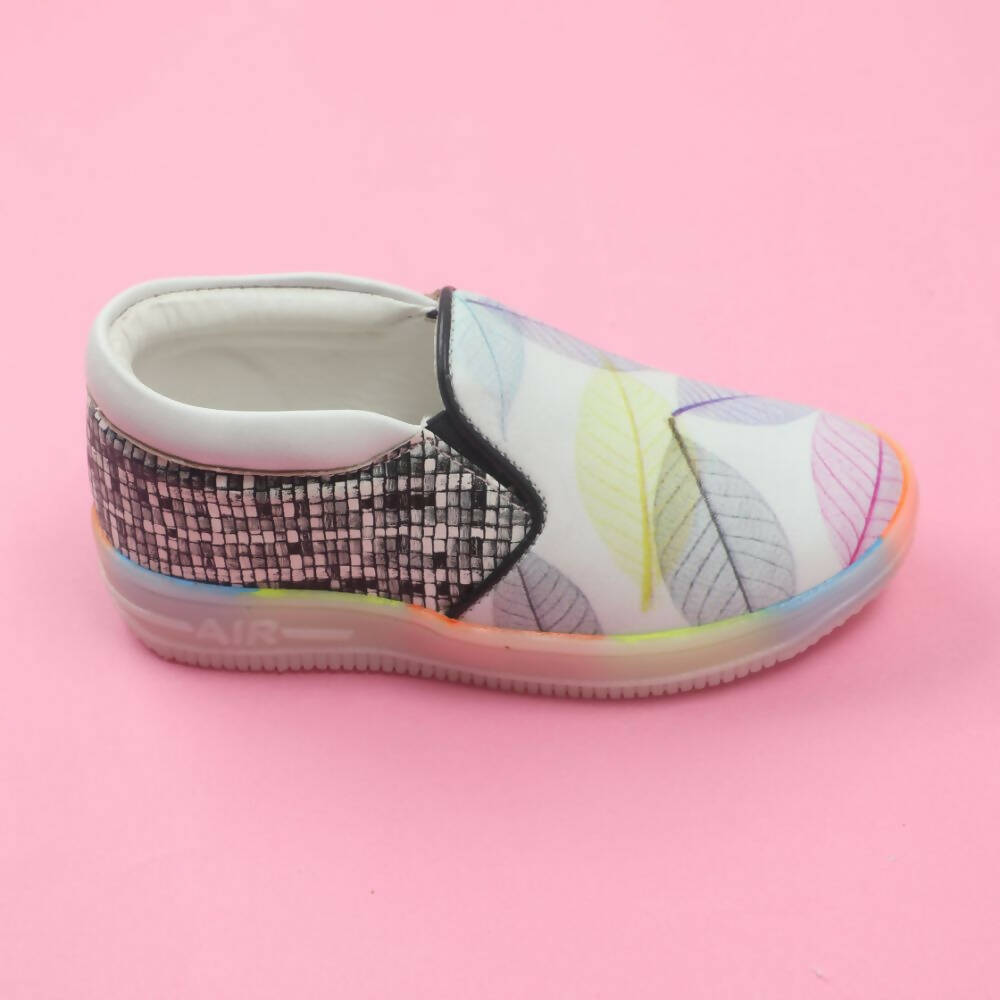 Tiny Bugs Girls Leaf Printed Slip Ons Sneakers - White - Distacart