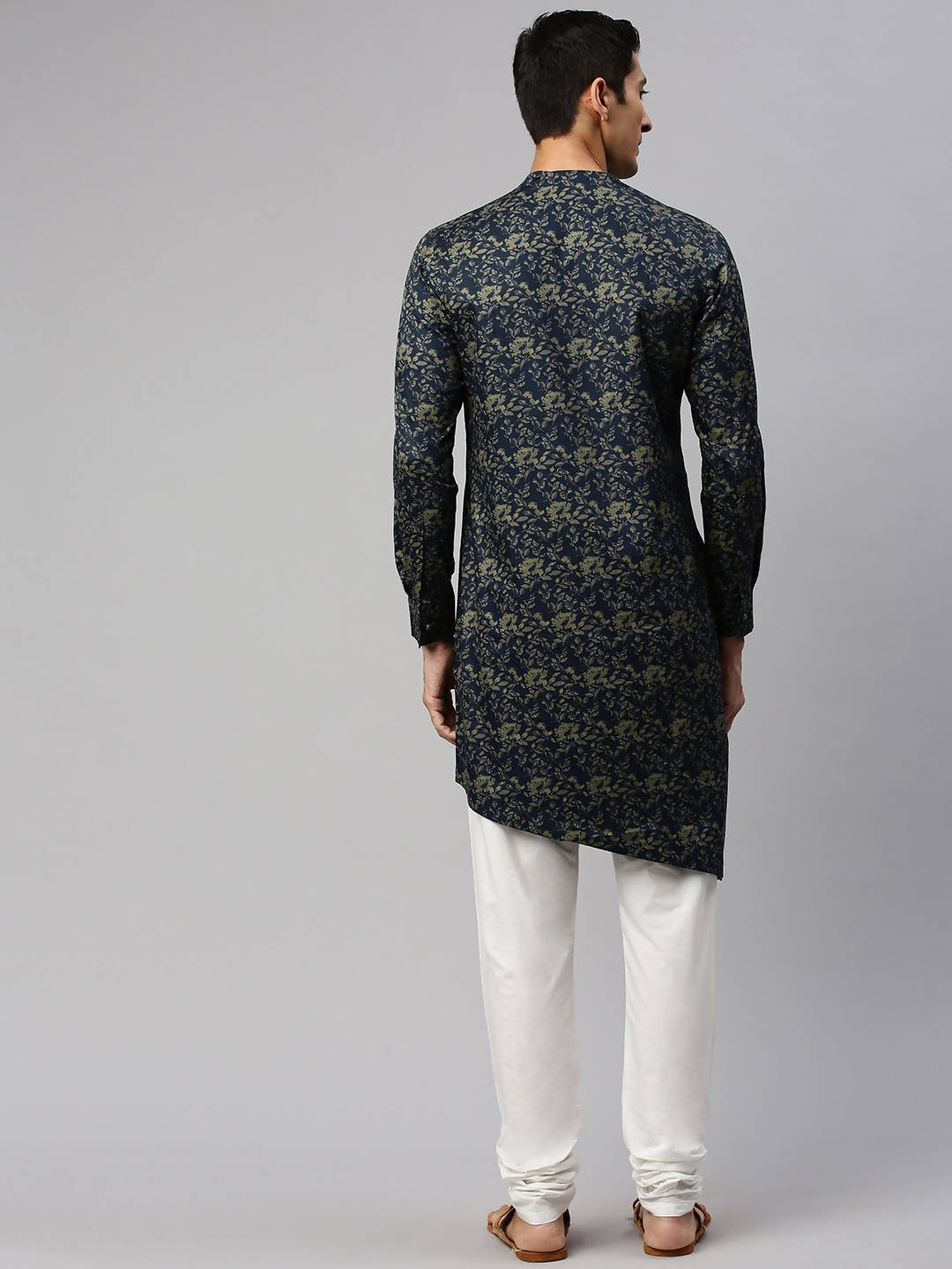 Manyavar Men Navy Blue & Beige Floral Printed Straight Kurta - Distacart