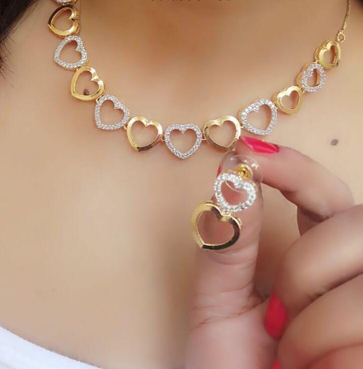 Gold-Plated Alloy Heart Shape Ad Choker Necklace Set - The Pari - Distacart