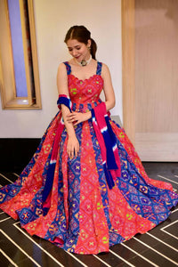 Thumbnail for Partywear Designer Green Yellow Pure Maslin Gown - Anbazaar - Distacart