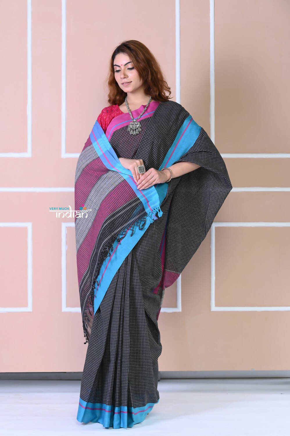 Very Much Indian Traditional Patteda Anchu Ilkal Handloom Saree-Black With Solid Pink And Blue Border - Distacart
