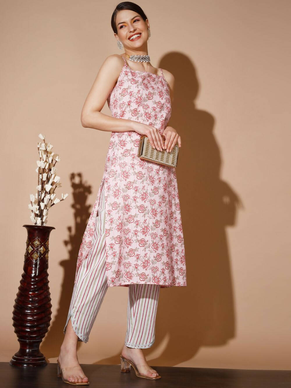 Myshka Women Pink Printed Kurta & Trousers - Distacart