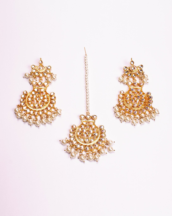 Gold-Plated Alloy Pearl And Kundan Choker Necklace Set - The Pari - Distacart