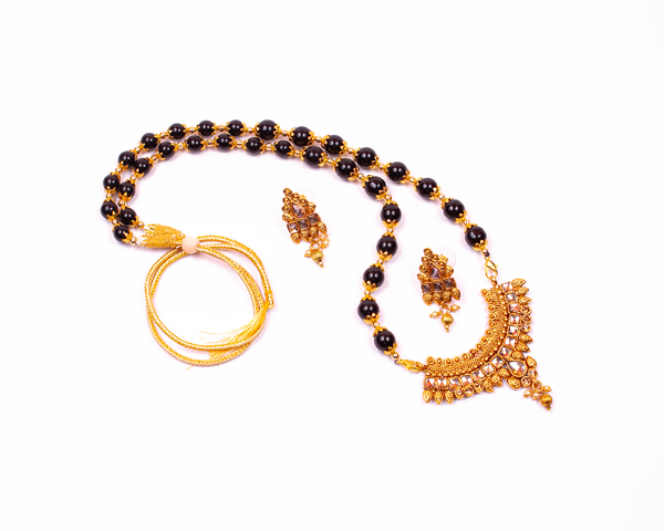 Gold-Plated Alloy Black Beaded Necklace Set - The Pari - Distacart