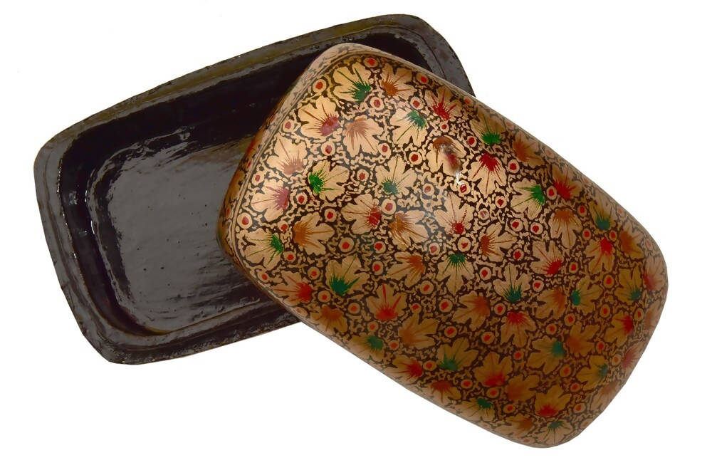 Nizalia Assorted Golden Chinar Oval Box
