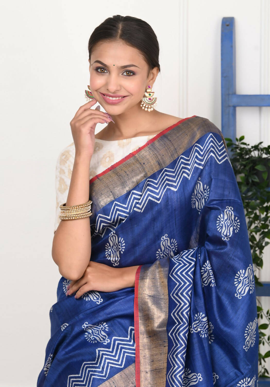 Very Much Indian Handloom Pure Tussar Silk Saree With Floral Prints - Blue - Distacart