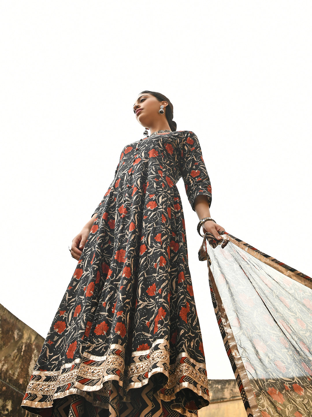 Janasya Women's Black Cotton Floral Block Print Kurta With Flared Palazzo And Dupatta - Distacart