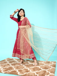 Thumbnail for NOZ2TOZ Women Maroon Floral Printed Regular Gotta Patti Pure Cotton Kurta With Trousers & With Dupatta - Distacart