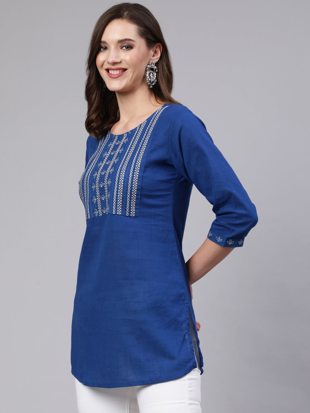 NOZ2TOZ Women Blue Embroidered Straight Tunic - Distacart