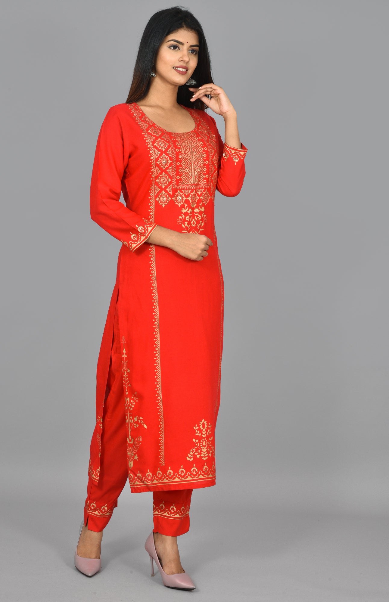Kaajh Women's Red Gold Printed Kurta Pant Set - Distacart