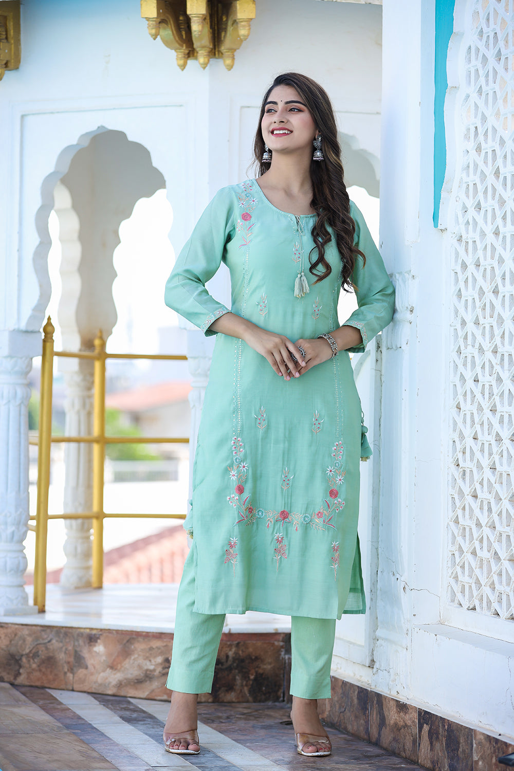 Kaajh Women's Green Floral Modal Silk Suit Set - Distacart