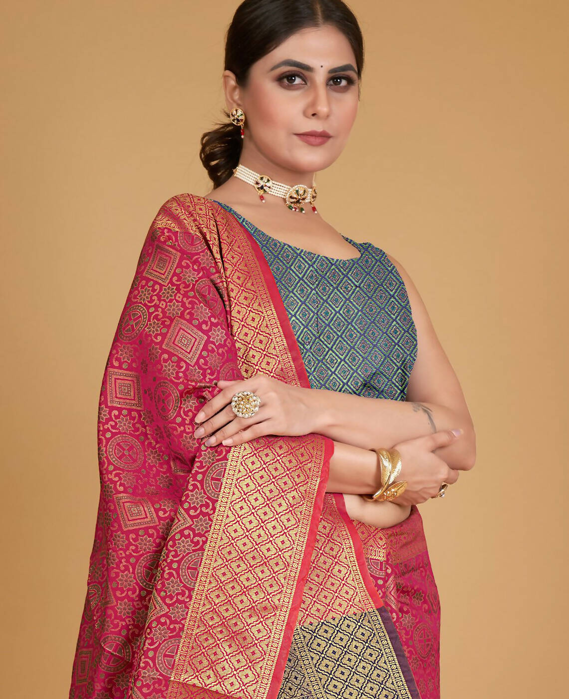 Pink Silk Woven Design Saree With Unstitched Blouse Piece - Akshita - Distacart